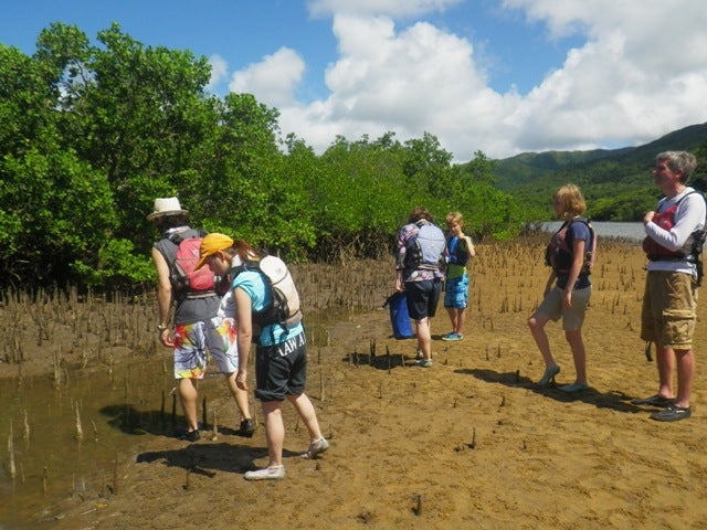 手漕屋素潜店 ちゅらねしあ